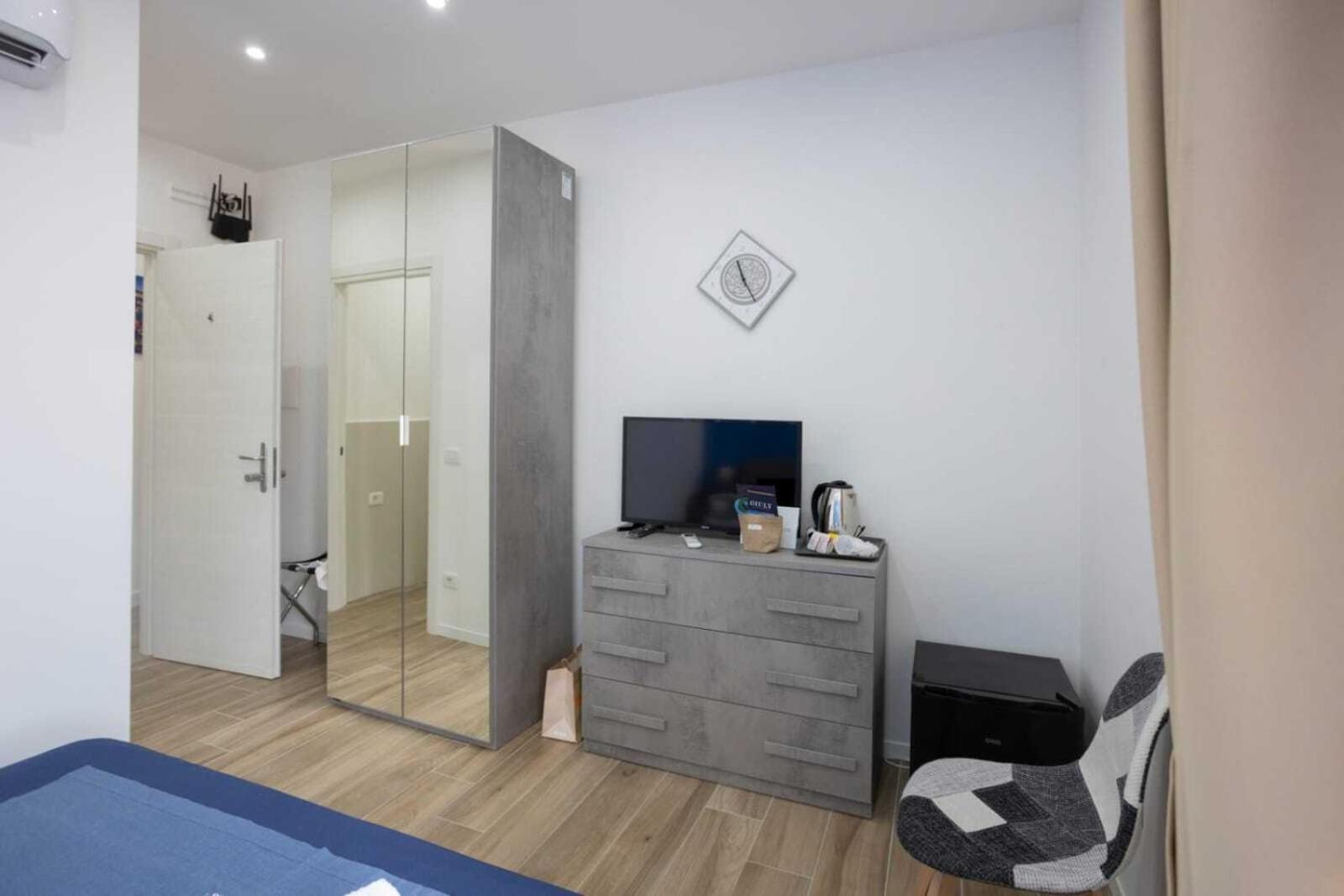 Giuly Suites & Rooms Neapol Exteriér fotografie