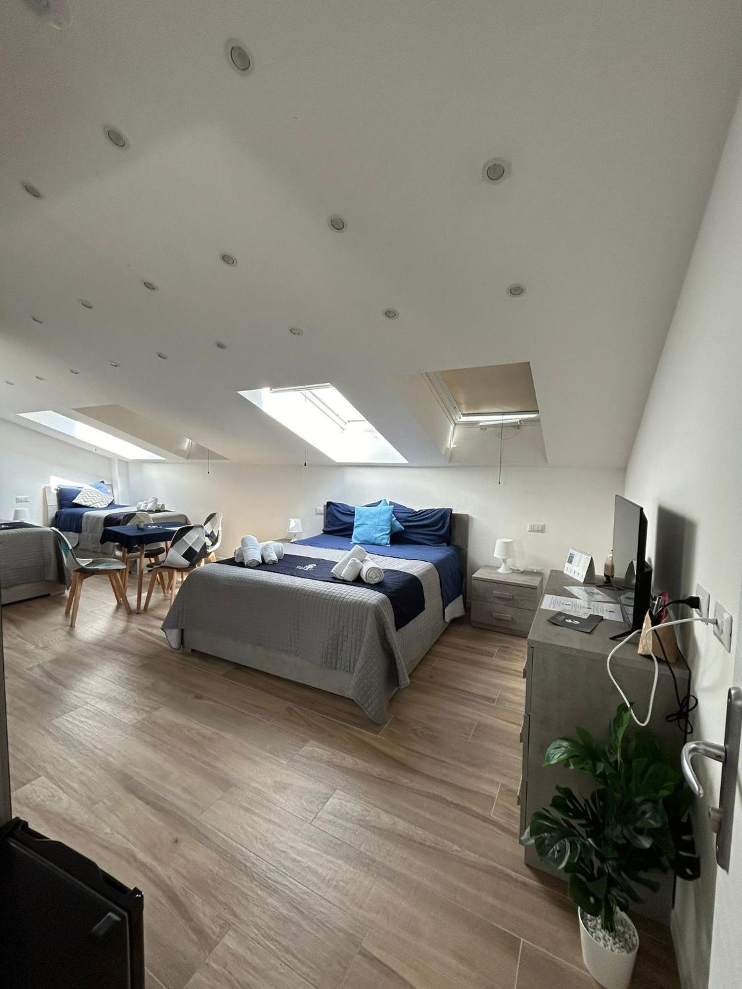Giuly Suites & Rooms Neapol Exteriér fotografie