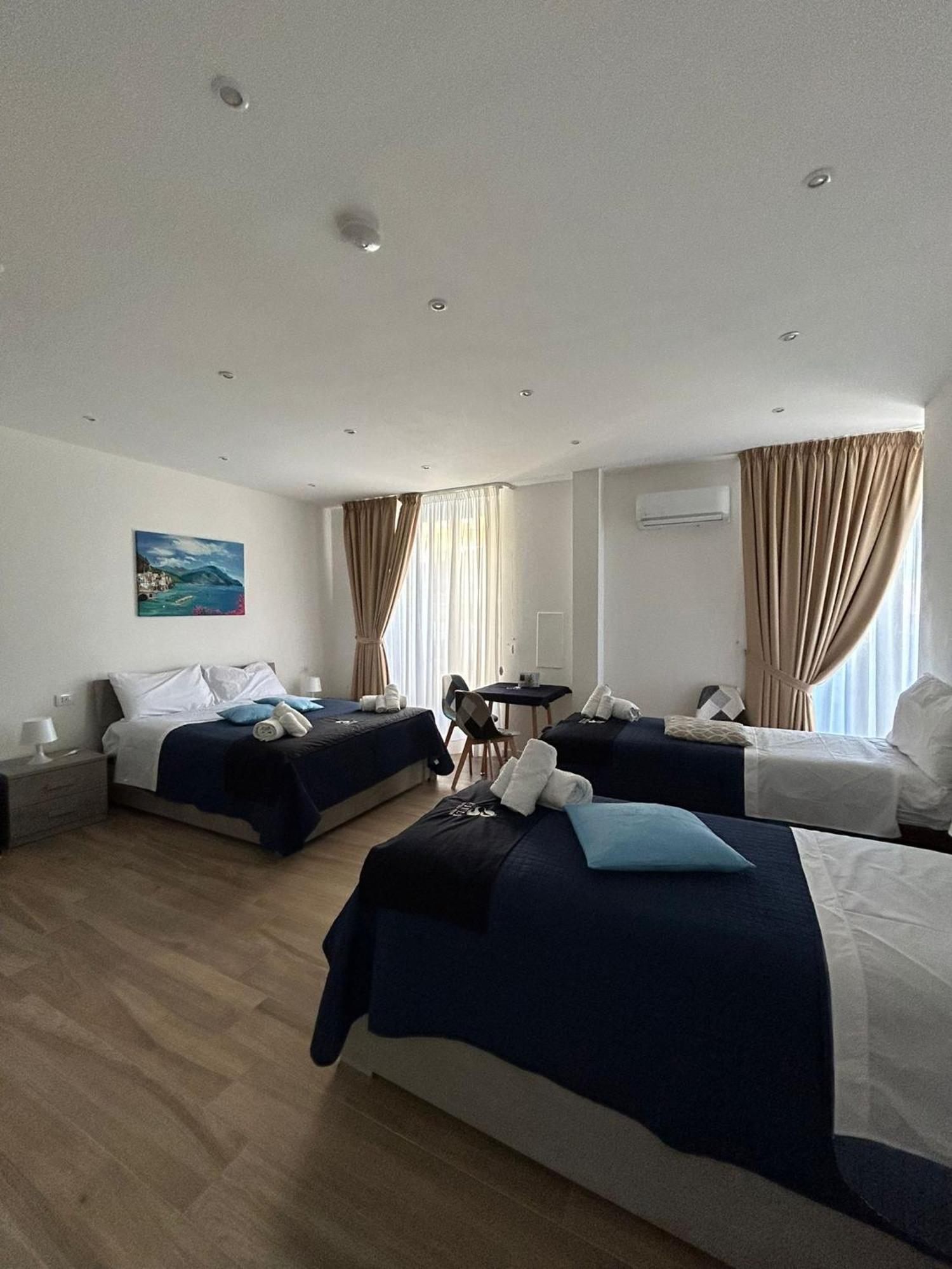 Giuly Suites & Rooms Neapol Exteriér fotografie